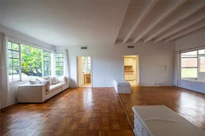 85 S Hibiscus Dr, Miami Beach, FL 33139 - Photo 11