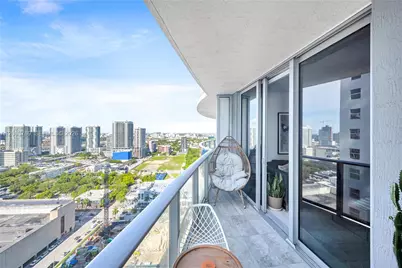 488 NE 18th St #2902, Miami, FL 33132 - Photo 5