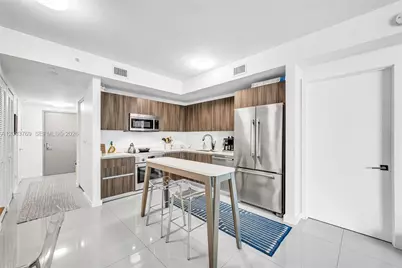 488 NE 18th St #2902, Miami, FL 33132 - Photo 9