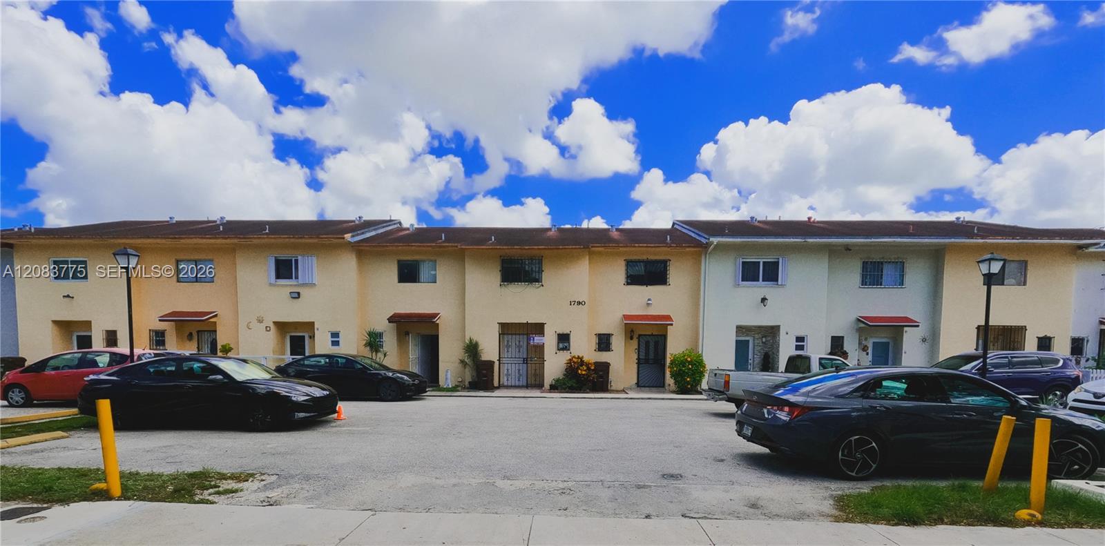 1790 W 58th St #6 - 1790 W 58th St #6, Hialeah, FL 33012 Luxury Property | Jose Angel Pina