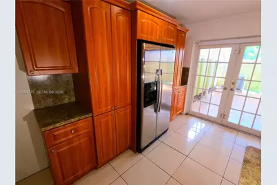 1790 W 58th St #6, Hialeah, FL 33012 - Photo 9