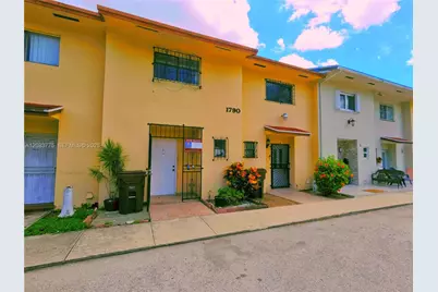 1790 W 58th St #6, Hialeah, FL 33012 - Photo 3