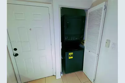 1790 W 58th St #6, Hialeah, FL 33012 - Photo 11