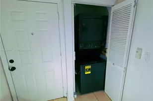1790 W 58th St, Hialeah, FL 33012 - Photo 11