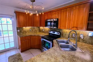 1790 W 58th St, Hialeah, FL 33012 - Photo 7