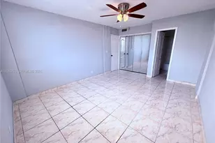 3660 NE 166th St, North Miami Beach, FL 33160 - Photo 9
