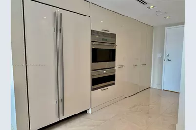 881 Ocean Dr #25E, Key Biscayne, FL 33149 - Photo 13