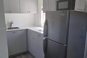 26980 SW 143rd Pl, Homestead, FL 33032 - Photo 3
