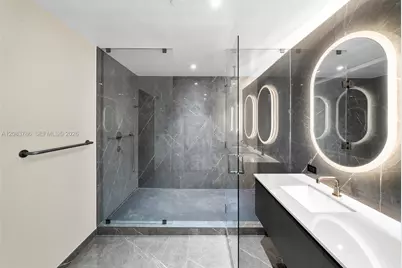 20 NE 11 Street #5204, Miami Beach, FL 33139 - Photo 31