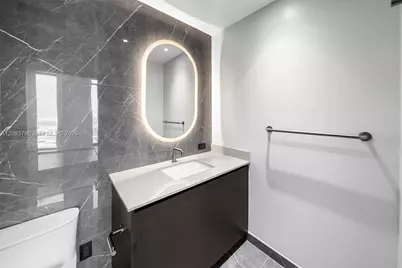 20 NE 11 Street #5204, Miami Beach, FL 33139 - Photo 25