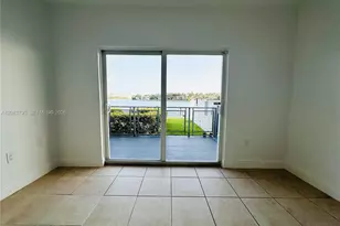 946 Bay Dr, Miami Beach, FL 33141 - Photo 17
