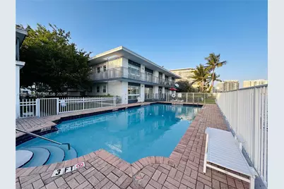 946 Bay Dr #7, Miami Beach, FL 33141 - Photo 35
