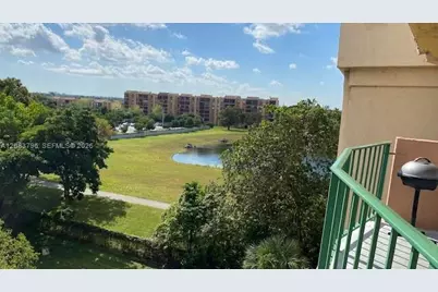 9360 Fontainebleau Blvd #611, Miami, FL 33172 - Photo 9