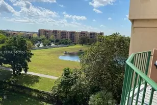 9360 Fontainebleau Blvd, Miami, FL 33172 - Photo 9