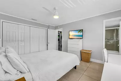 18226 Mediterranean Blvd #7-16, Hialeah, FL 33015 - Photo 25