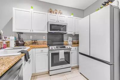 8962 SW 225th St #, Cutler Bay, FL 33190 - Photo 9