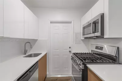 2300 SW 3rd Ave #12A, Miami, FL 33129 - Photo 5
