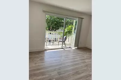 15201 NE 6th Ave #C210, Miami, FL 33162 - Photo 7
