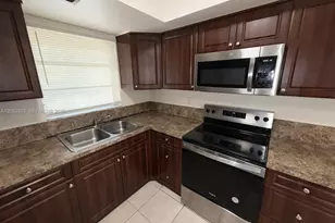 1904 SW 2nd St, Fort Lauderdale, FL 33312 - Photo 3