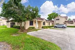 6552 NW 172nd Ln, Hialeah, FL 33015 - Photo 3