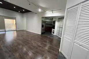 9715 Fontainebleau Blvd, Miami, FL 33172 - Photo 5