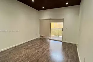 9715 Fontainebleau Blvd, Miami, FL 33172 - Photo 11