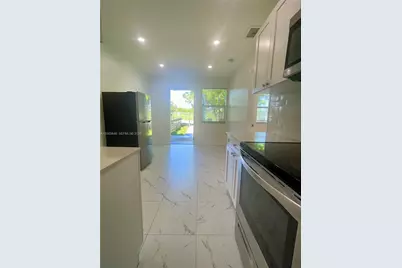 26741 SW 139th Ave #A, Homestead, FL 33032 - Photo 9