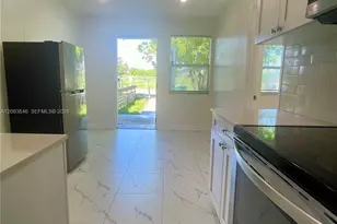 26741 SW 139th Ave, Homestead, FL 33032 - Photo 9