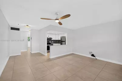 5203 NE 24th Ter #B211, Fort Lauderdale, FL 33308 - Photo 7