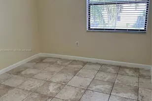 9435 Fontainebleau Blvd, Miami, FL 33172 - Photo 21