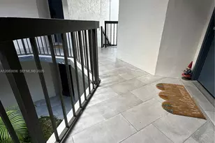 9435 Fontainebleau Blvd, Miami, FL 33172 - Photo 35