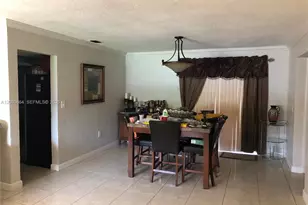 7321 Fairway Blvd, Miramar, FL 33023 - Photo 7