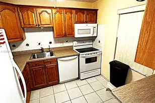 7680 NW 1st St, Margate, FL 33063 - Photo 5