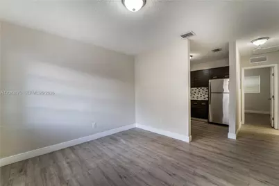 2731 NW 1st St #2, Pompano Beach, FL 33069 - Photo 3