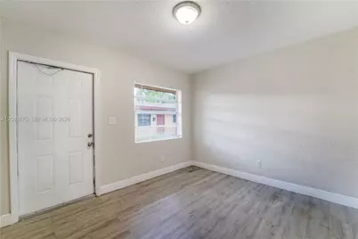 2731 NW 1st St #2, Pompano Beach, FL 33069 - Photo 5