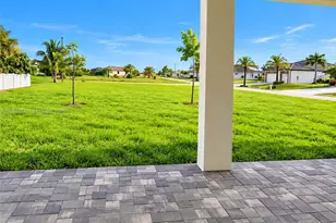 3301 NW 5th St, Cape Coral, FL 33993 - Photo 19