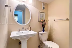 8900 Washington Blvd, Pembroke Pines, FL 33025 - Photo 9