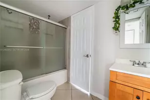 3777 NW 78th Ave, Davie, FL 33024 - Photo 17