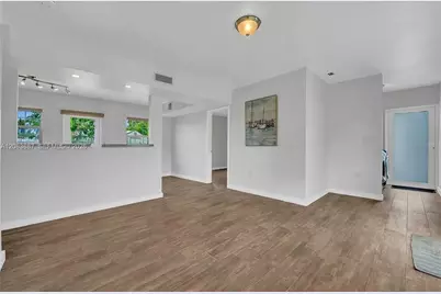 11250 SW 46th St, Miami, FL 33165 - Photo 5