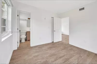 11250 SW 46th St, Miami, FL 33165 - Photo 21
