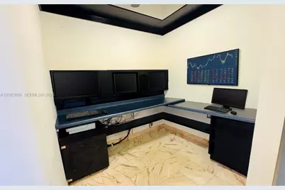 18071 Biscayne Blvd #PH04 & PH03, Aventura, FL 33160 - Photo 11