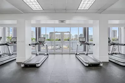 18071 Biscayne Blvd #PH04 & PH03, Aventura, FL 33160 - Photo 17
