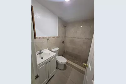 1035 W 77th St #215, Hialeah, FL 33014 - Photo 5