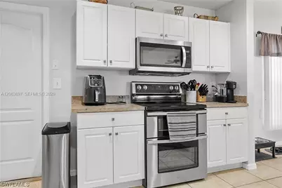1105 El Dorado Blvd N, Cape Coral, FL 33993 - Photo 7