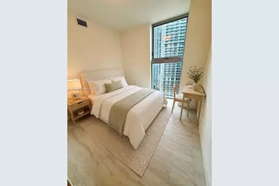 77 SE 5th St #2701, Miami, FL 33131 - Photo 9