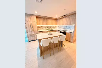 77 SE 5th St #2201, Miami, FL 33131 - Photo 7