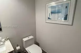 1010 Brickell Ave, Miami, FL 33131 - Photo 7