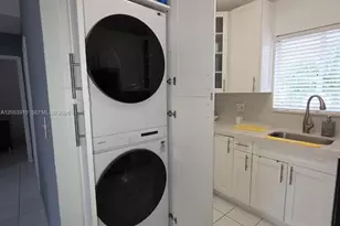 10101 W Okeechobee Rd, Hialeah Gardens, FL 33016 - Photo 9