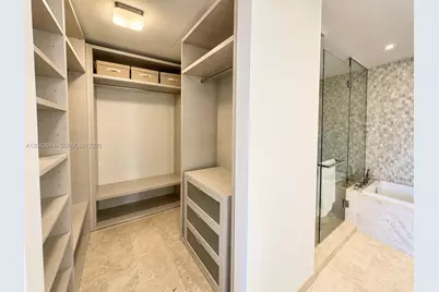 88 SW 7th St #1808, Miami, FL 33130 - Photo 13