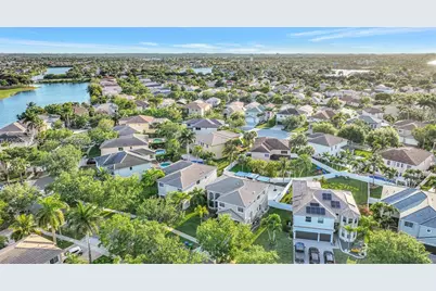 2102 SW 176th Ave, Miramar, FL 33029 - Photo 3